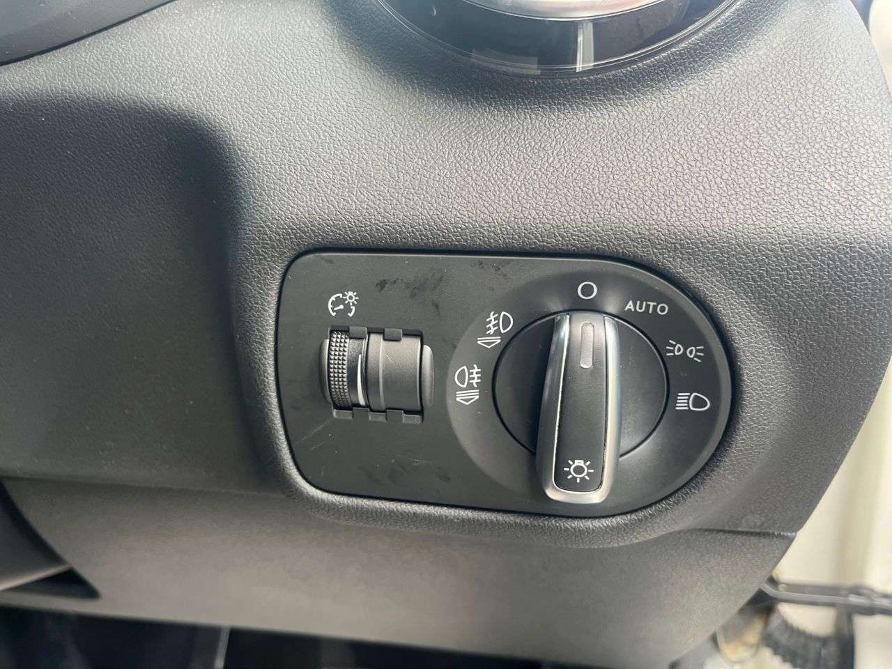 2017 AUDI A1 2017 AUDI A1