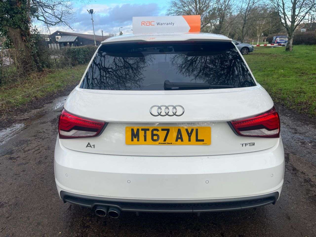 2017 AUDI A1 2017 AUDI A1