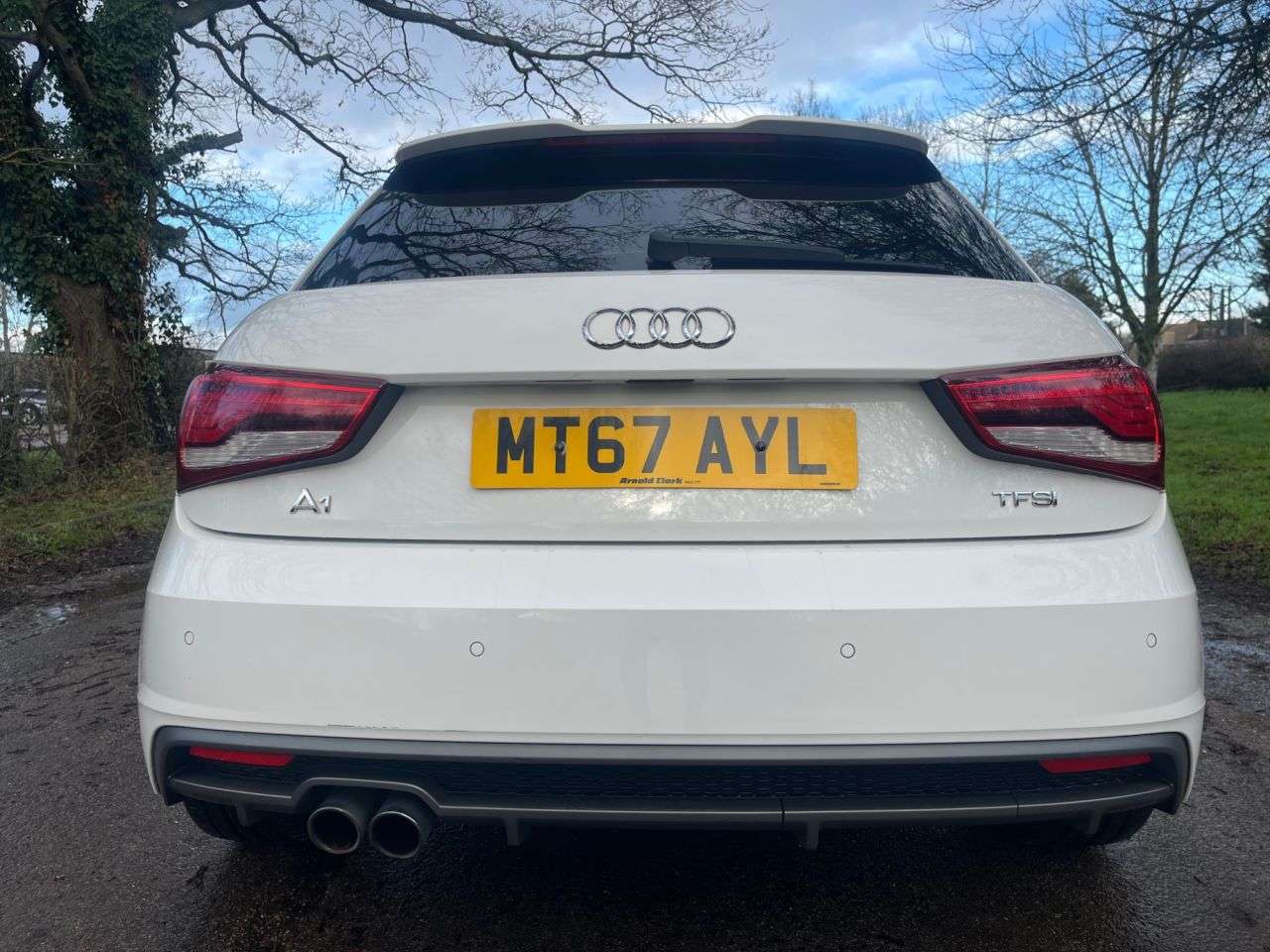 2017 AUDI A1 2017 AUDI A1