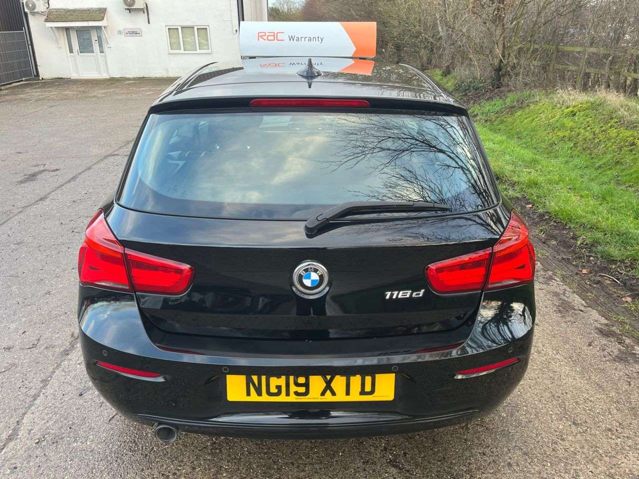 2019 BMW 1 SERIES 2019 BMW 1 SERIES