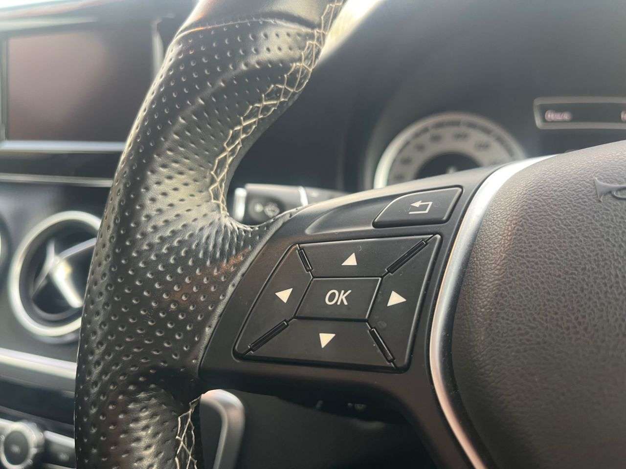 2015 MERCEDES-BENZ A-CLASS 2015 MERCEDES-BENZ A-CLASS