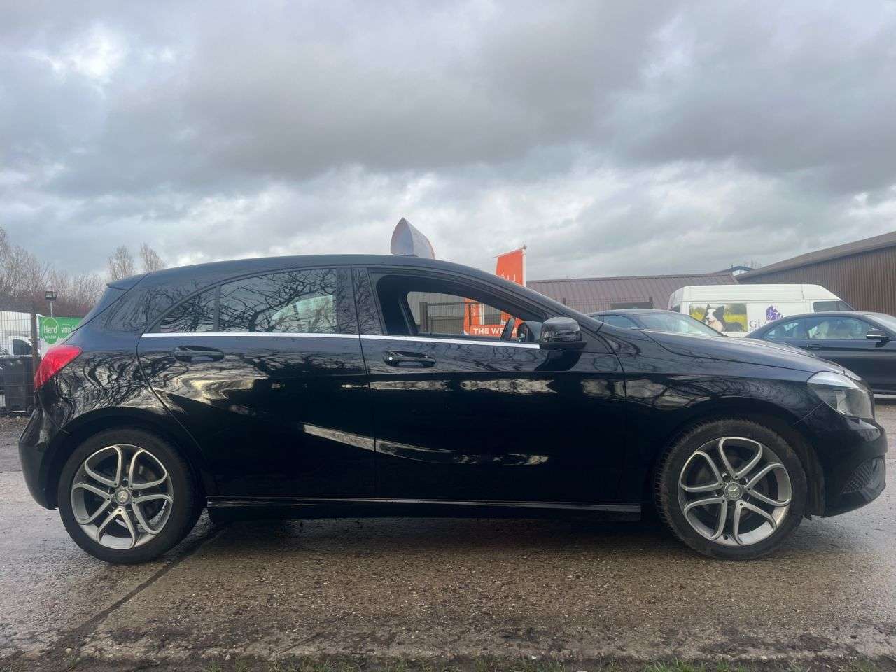 2015 MERCEDES-BENZ A-CLASS 2015 MERCEDES-BENZ A-CLASS