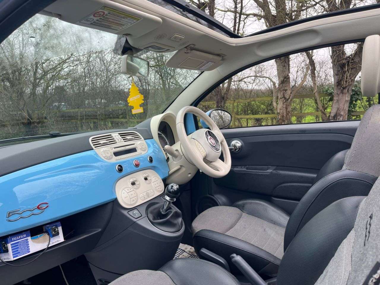 2012 FIAT 500C 2012 FIAT 500C