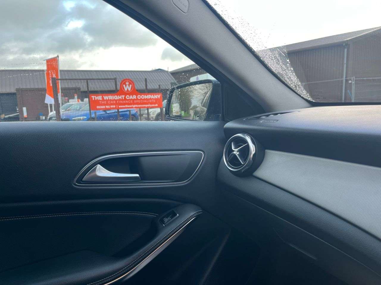 2019 MERCEDES-BENZ 180 2019 MERCEDES-BENZ 180