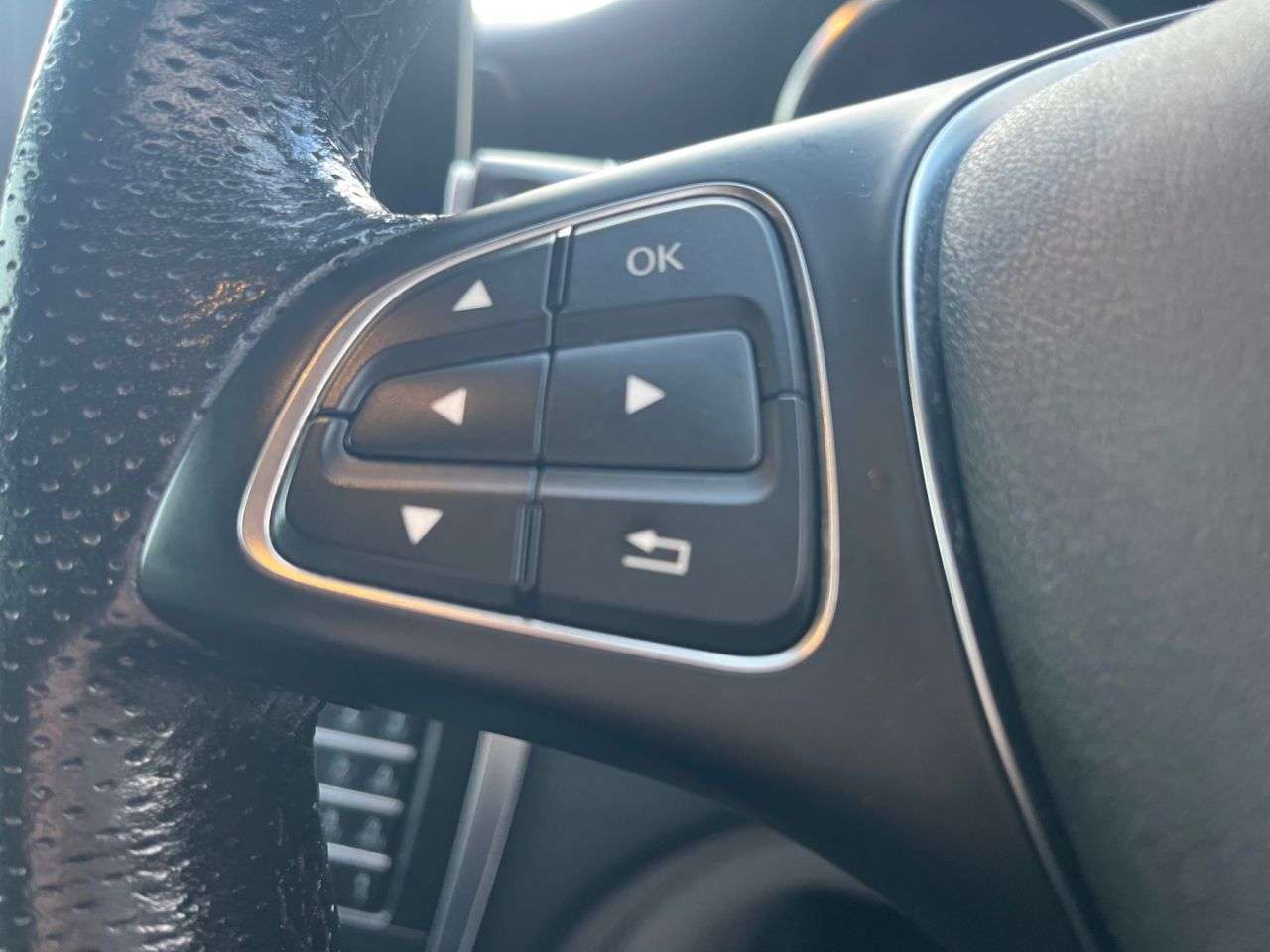 2019 MERCEDES-BENZ 180 2019 MERCEDES-BENZ 180