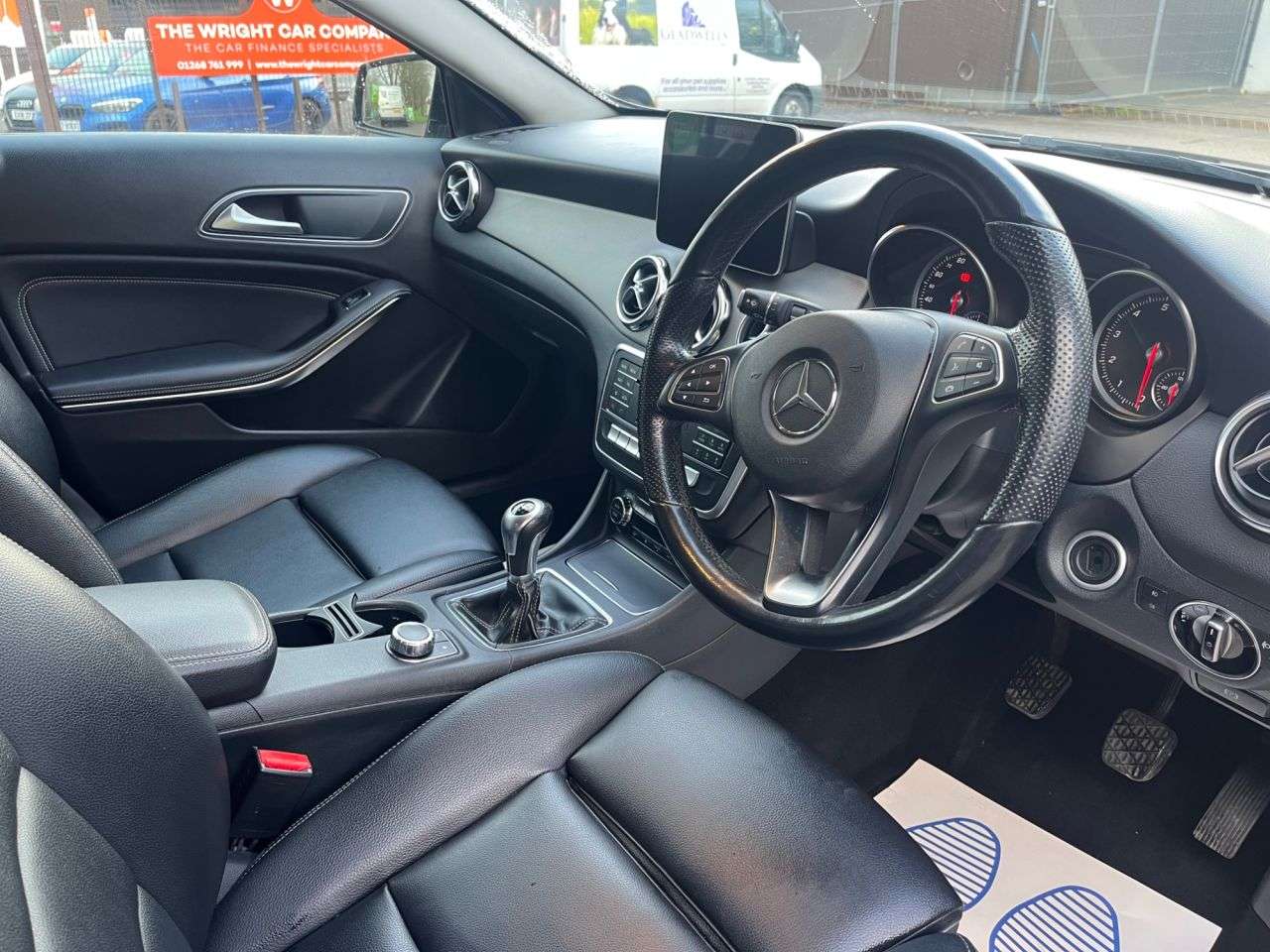 2019 MERCEDES-BENZ 180 2019 MERCEDES-BENZ 180