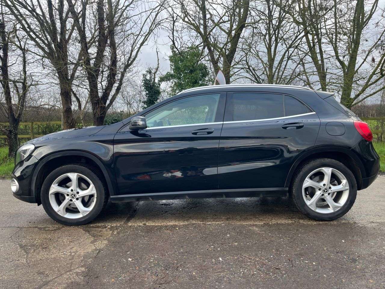 2019 MERCEDES-BENZ 180 2019 MERCEDES-BENZ 180