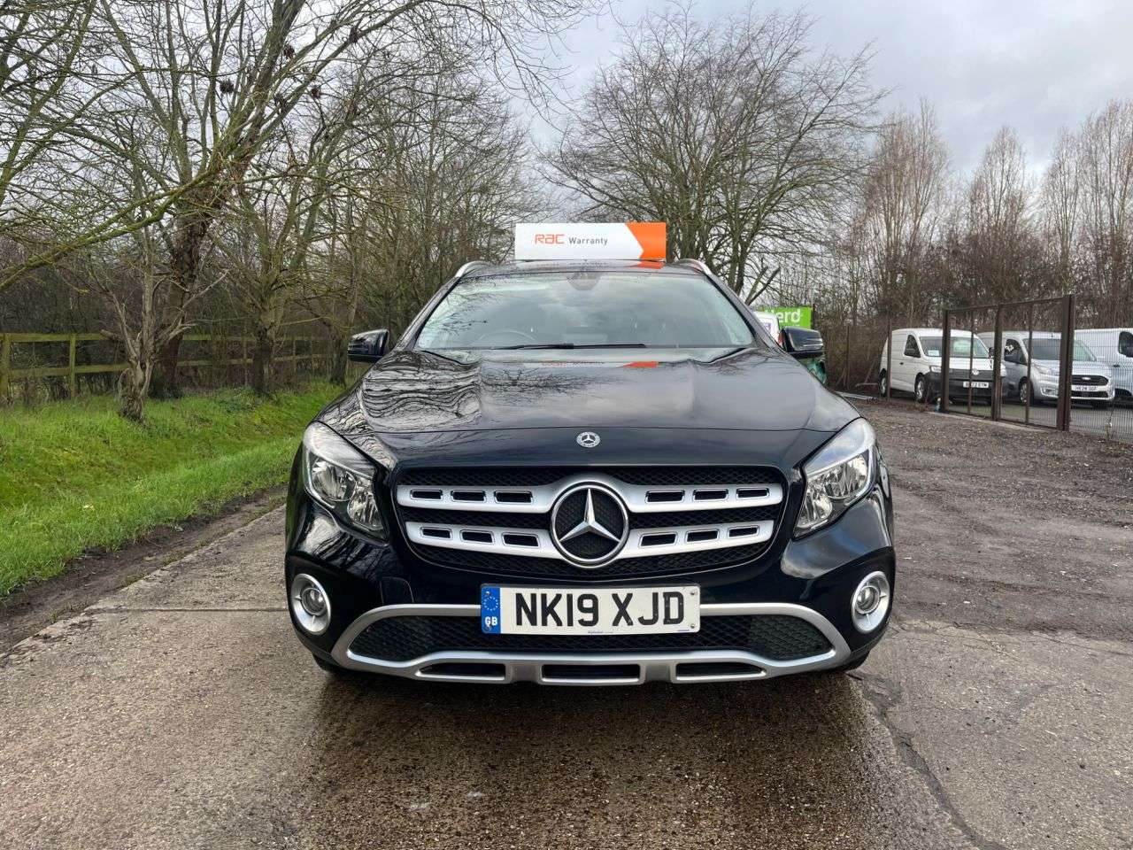 2019 MERCEDES-BENZ 180 2019 MERCEDES-BENZ 180