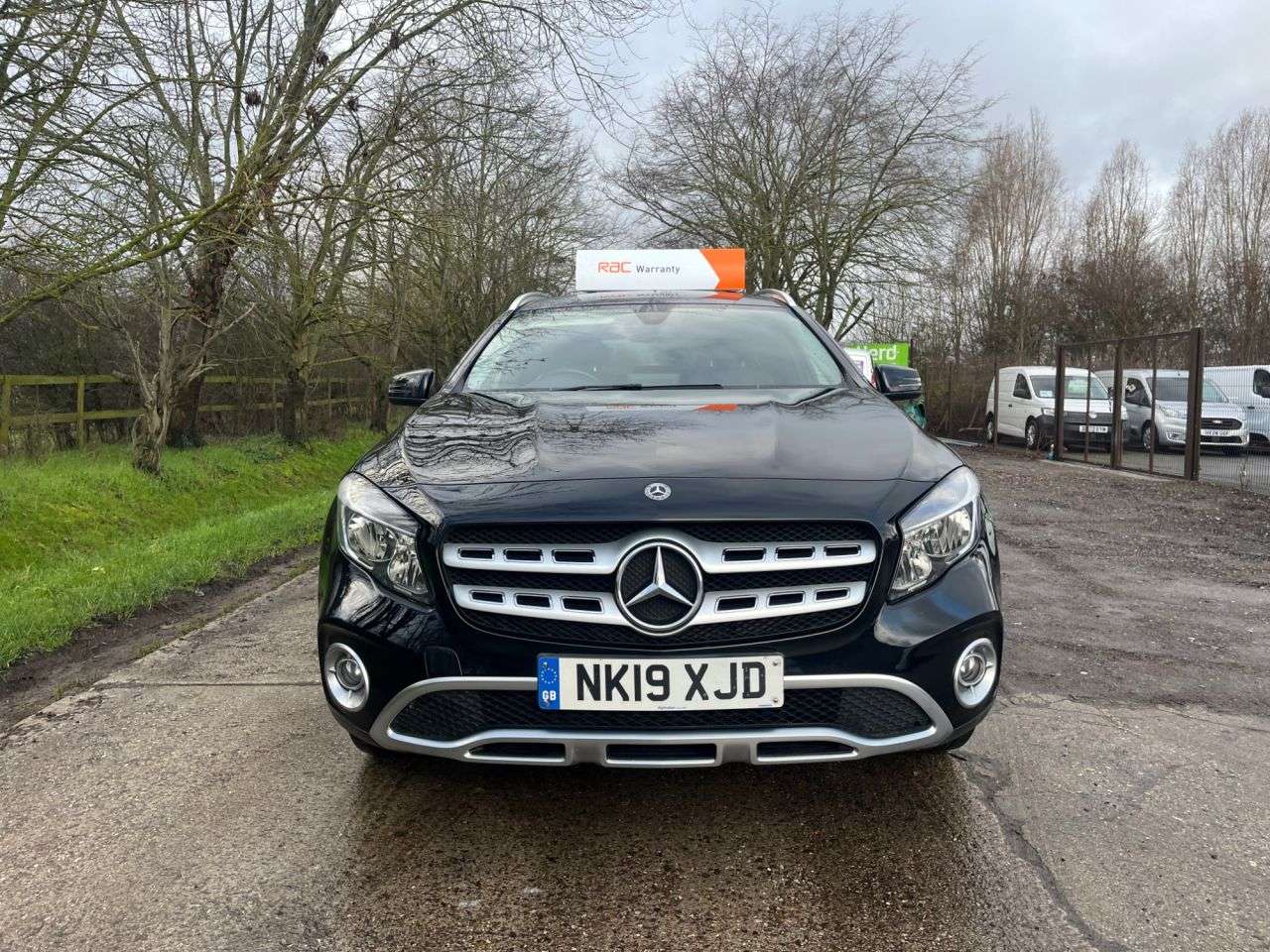 2019 MERCEDES-BENZ 180 2019 MERCEDES-BENZ 180