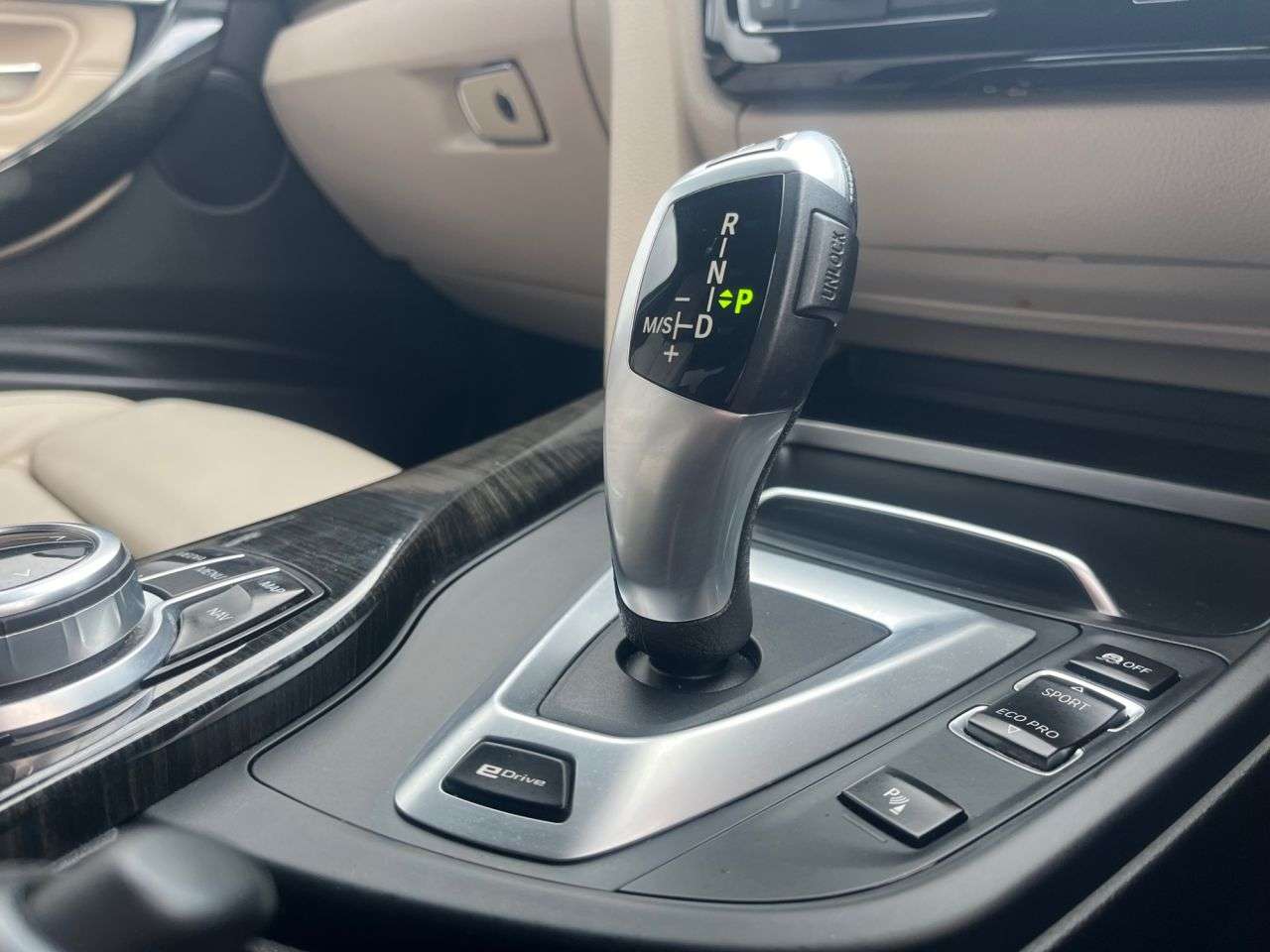 2018 BMW 3 SERIES 2018 BMW 3 SERIES