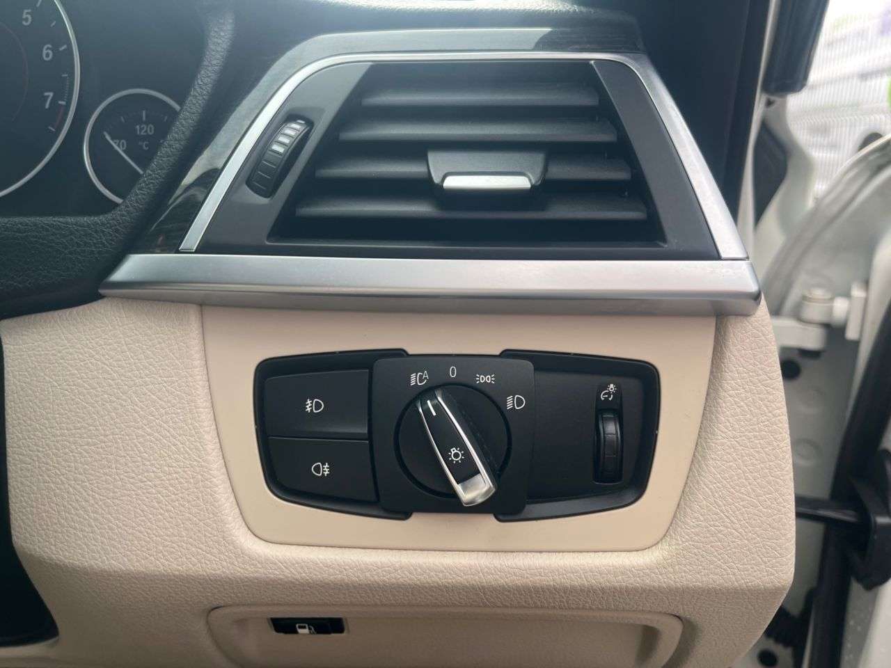 2018 BMW 3 SERIES 2018 BMW 3 SERIES