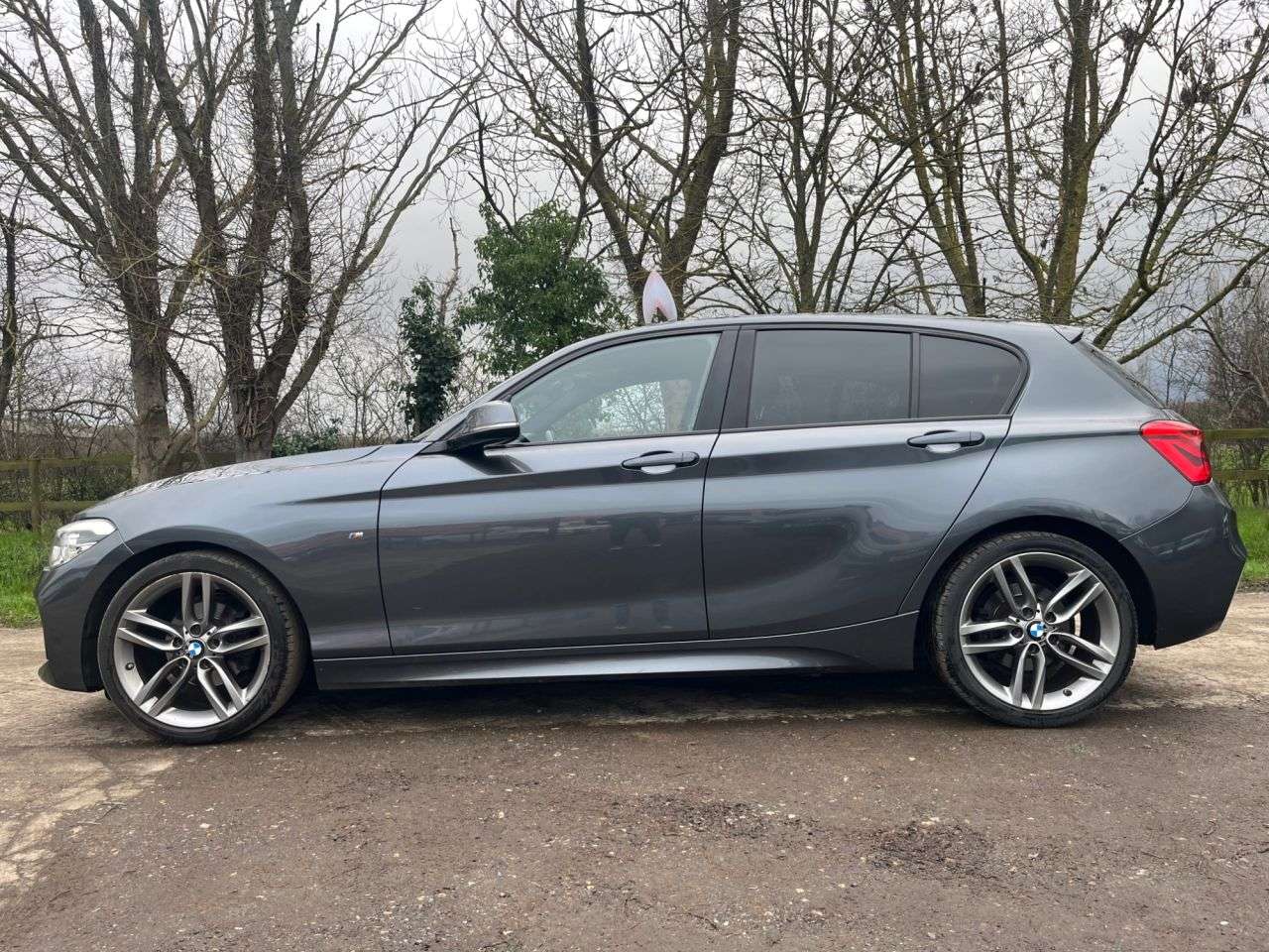 2017 BMW 1 SERIES 2017 BMW 1 SERIES