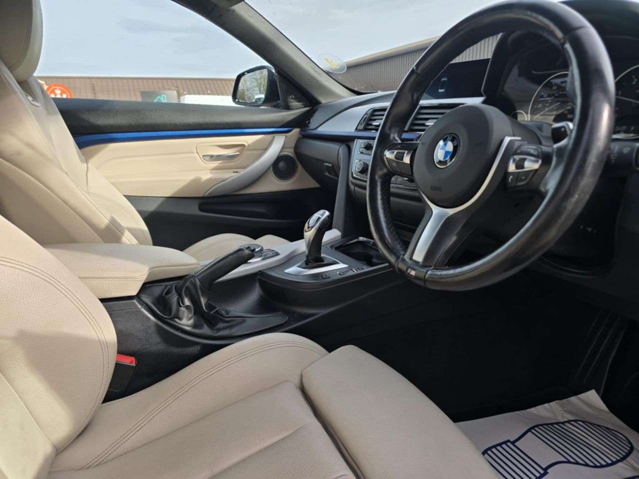 A 2017 BMW 4 SERIES 2.0 420d M Sport Convertible 2dr Diesel Auto Euro 6 (s/s) (190 ps) Car Fina A 2017 BMW 4 SERIES 2.0 420d M Sport Convertible 2dr Diesel Auto Euro 6 (s/s) (190 ps) Car Fina