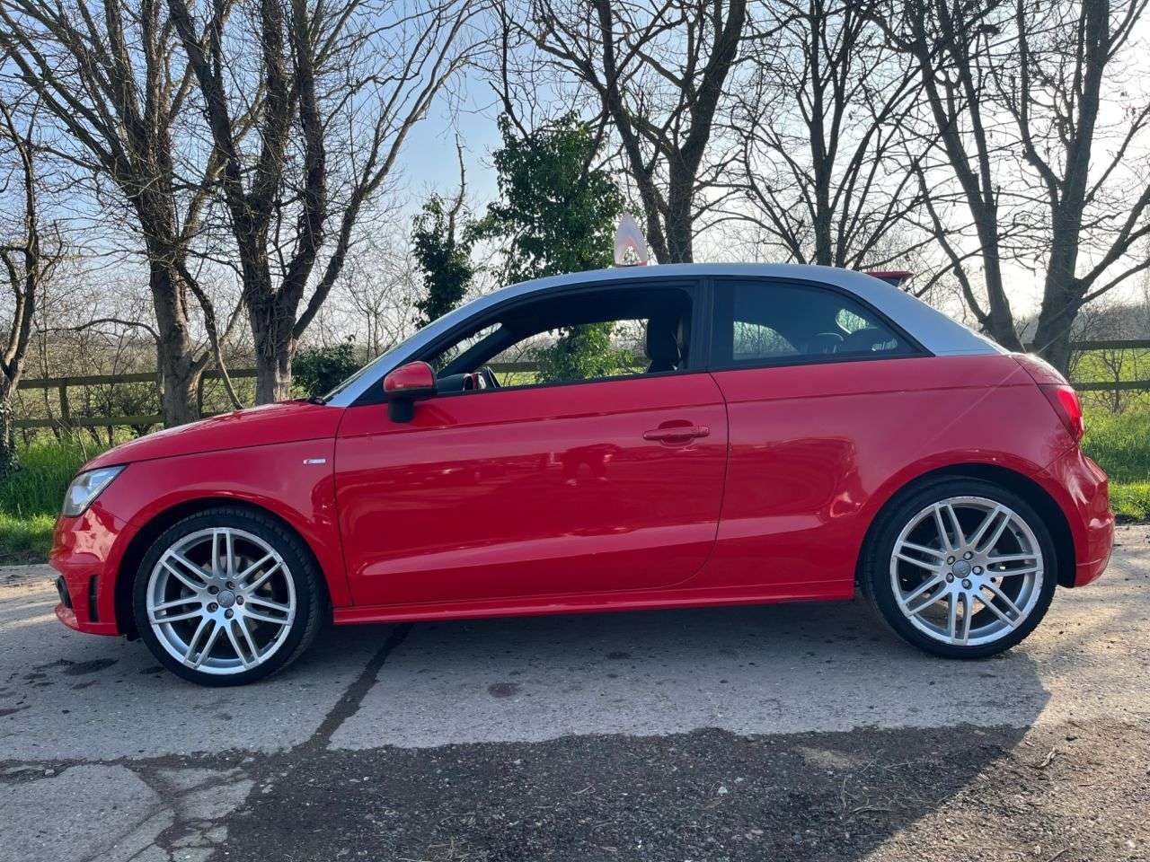 A 2011 AUDI A1 1.4 TFSI S line Hatchback 3dr Petrol S Tronic Euro 5 (s/s) (122 ps) Car Fin A 2011 AUDI A1 1.4 TFSI S line Hatchback 3dr Petrol S Tronic Euro 5 (s/s) (122 ps) Car Fin