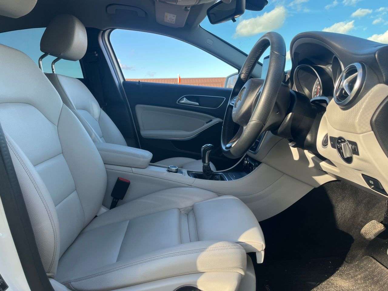 2017 MERCEDES-BENZ A-CLASS 2017 MERCEDES-BENZ A-CLASS