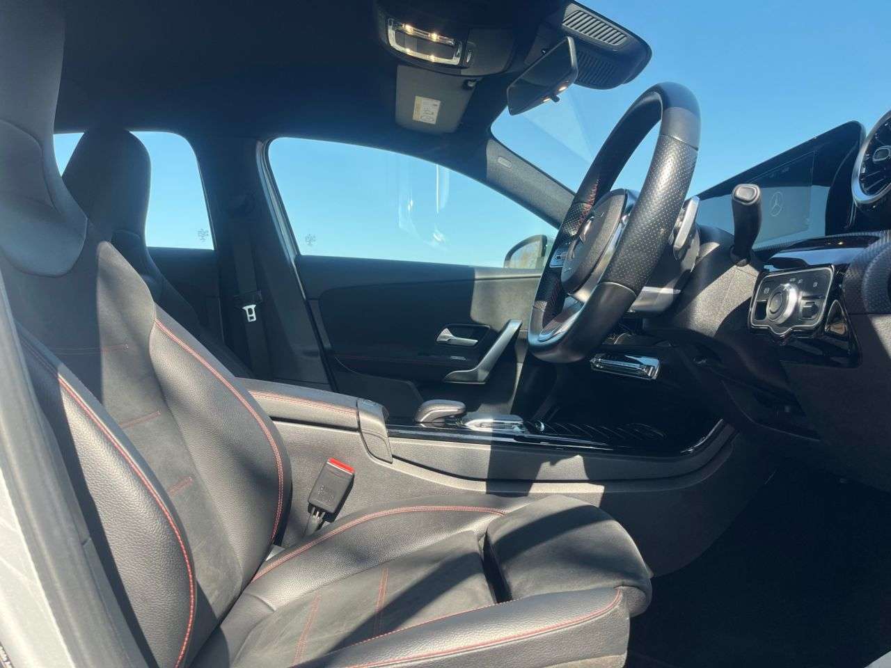 A 2018 MERCEDES-BENZ A-CLASS 1.3 A200 AMG Line Hatchback 5dr Petrol 7G-DCT Euro 6 (s/s) (163 ps) Car Fin A 2018 MERCEDES-BENZ A-CLASS 1.3 A200 AMG Line Hatchback 5dr Petrol 7G-DCT Euro 6 (s/s) (163 ps) Car Fin