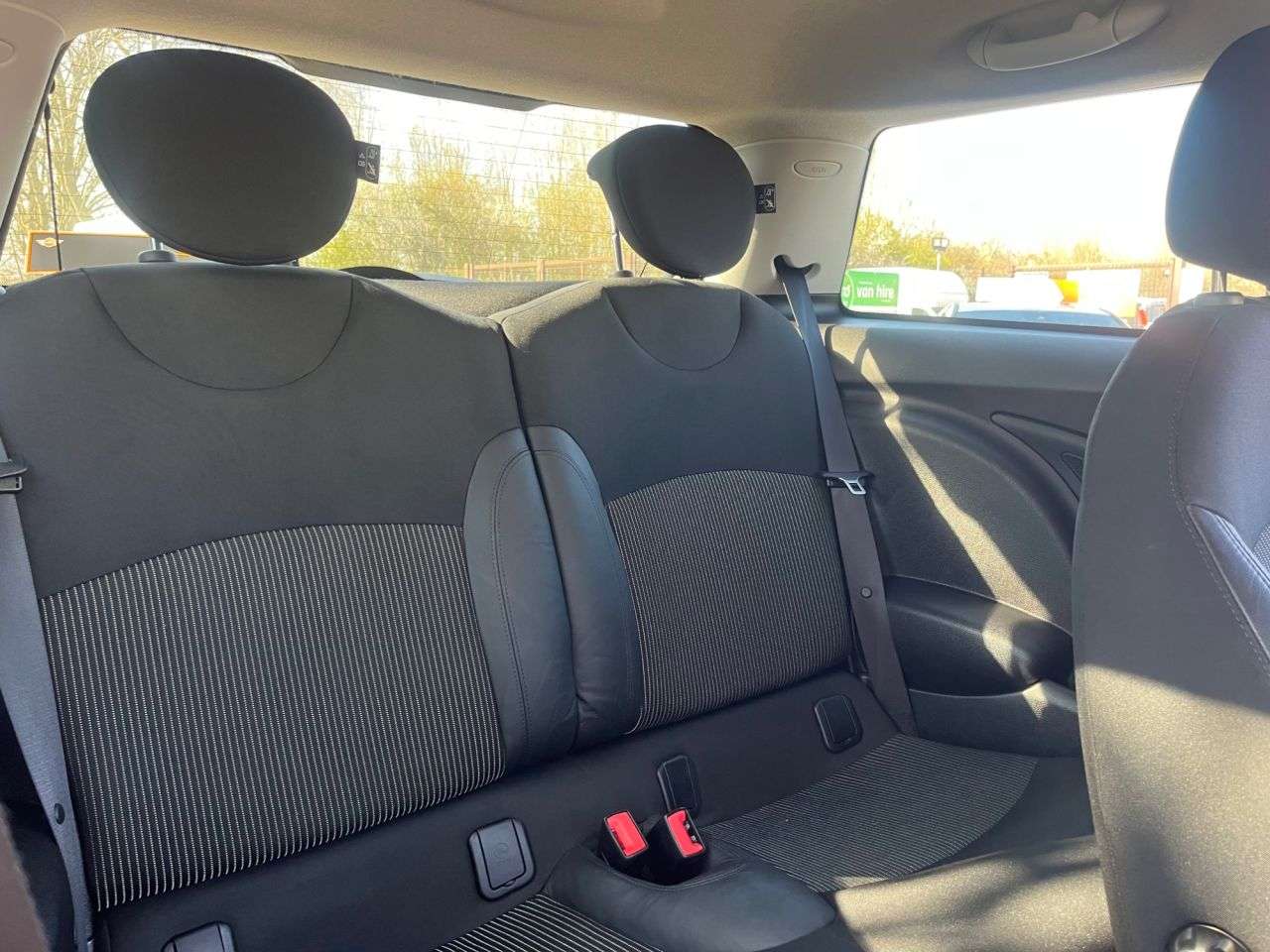 2009 MINI HATCH 2009 MINI HATCH