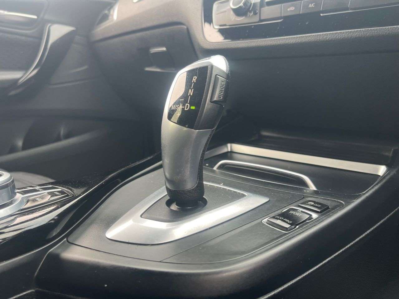 A 2017 BMW 1 SERIES 2.0 118d M Sport Shadow Edition Hatchback 5dr Diesel Auto Euro 6 (s/s) (150 A 2017 BMW 1 SERIES 2.0 118d M Sport Shadow Edition Hatchback 5dr Diesel Auto Euro 6 (s/s) (150