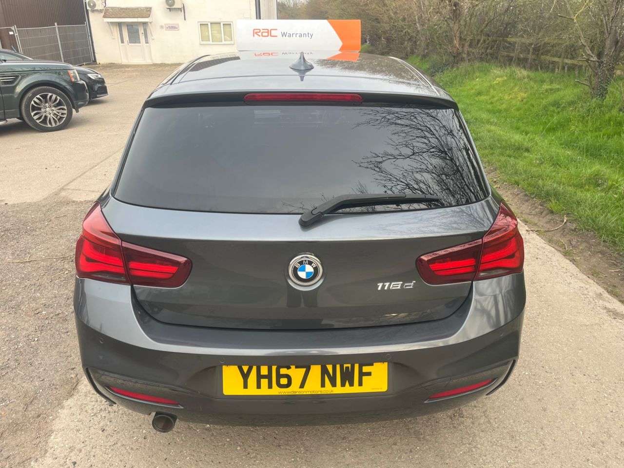 2017 BMW 1 SERIES 2017 BMW 1 SERIES