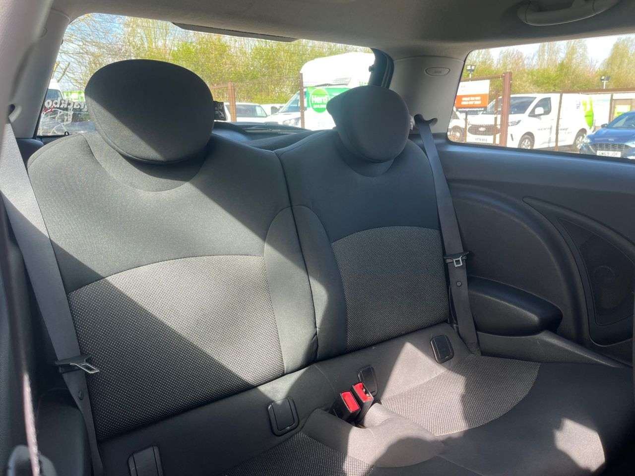 2010 MINI HATCH 2010 MINI HATCH