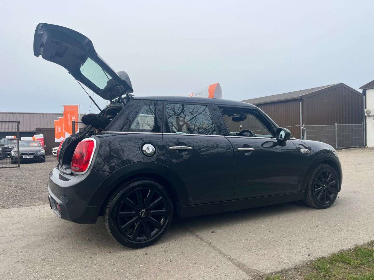 2015 MINI HATCH 2015 MINI HATCH