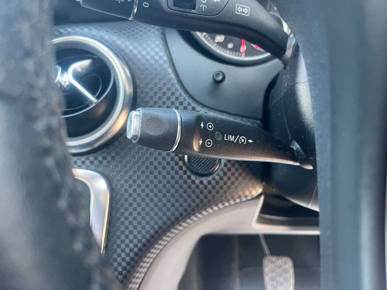 2016 MERCEDES-BENZ A-CLASS 2016 MERCEDES-BENZ A-CLASS