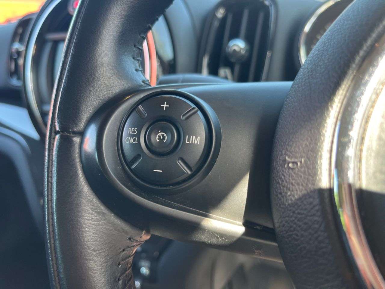 2018 MINI COUNTRYMAN 2018 MINI COUNTRYMAN