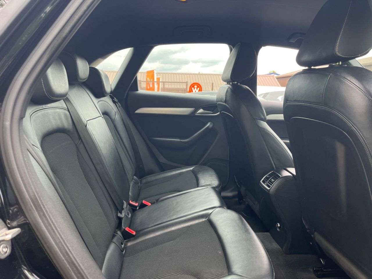 2017 AUDI Q3 2017 AUDI Q3