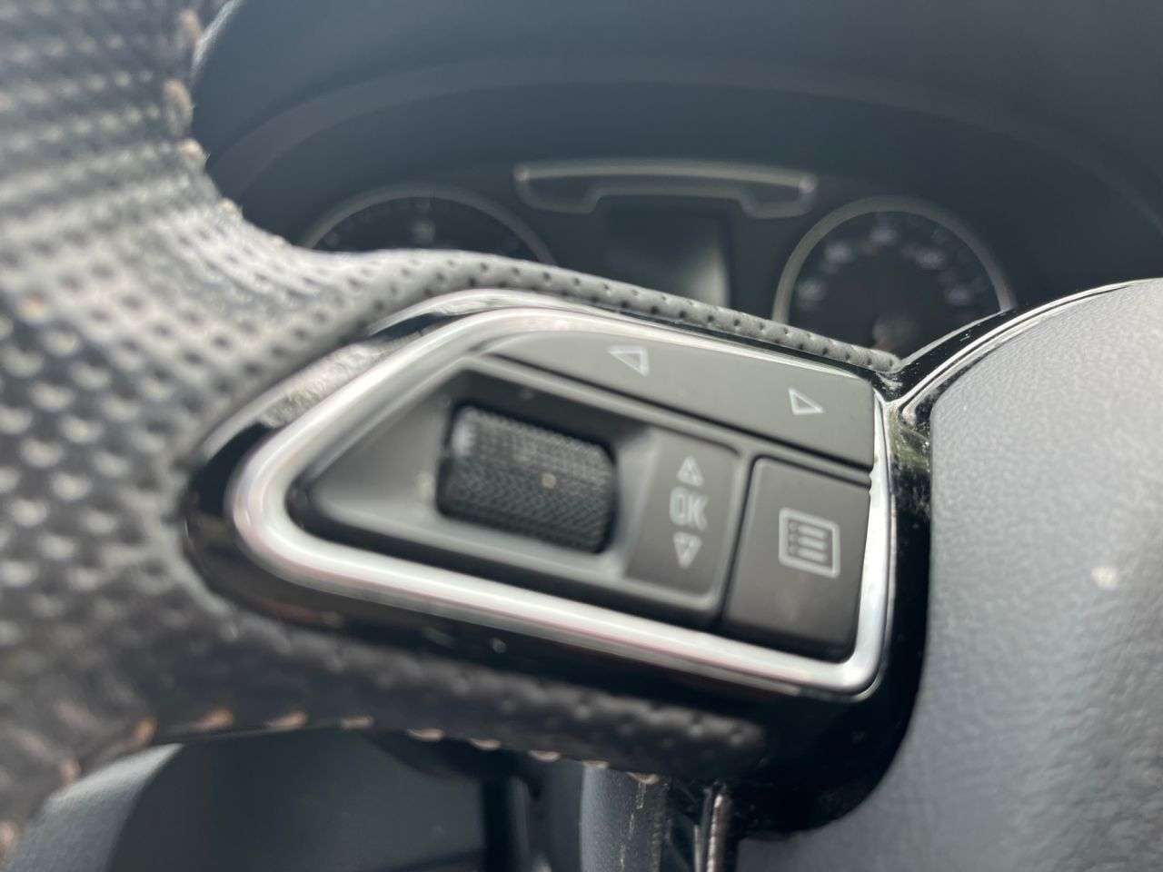 2017 AUDI Q3 2017 AUDI Q3