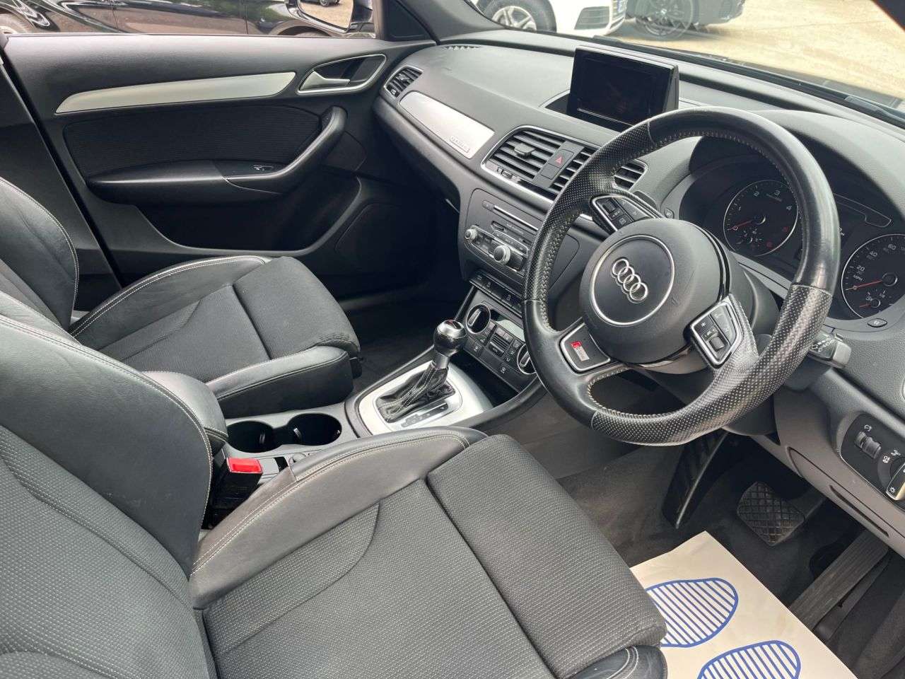 A 2017 AUDI Q3 2.0 TDI S line Edition SUV 5dr Diesel S Tronic quattro Euro 6 (s/s) (184 ps A 2017 AUDI Q3 2.0 TDI S line Edition SUV 5dr Diesel S Tronic quattro Euro 6 (s/s) (184 ps