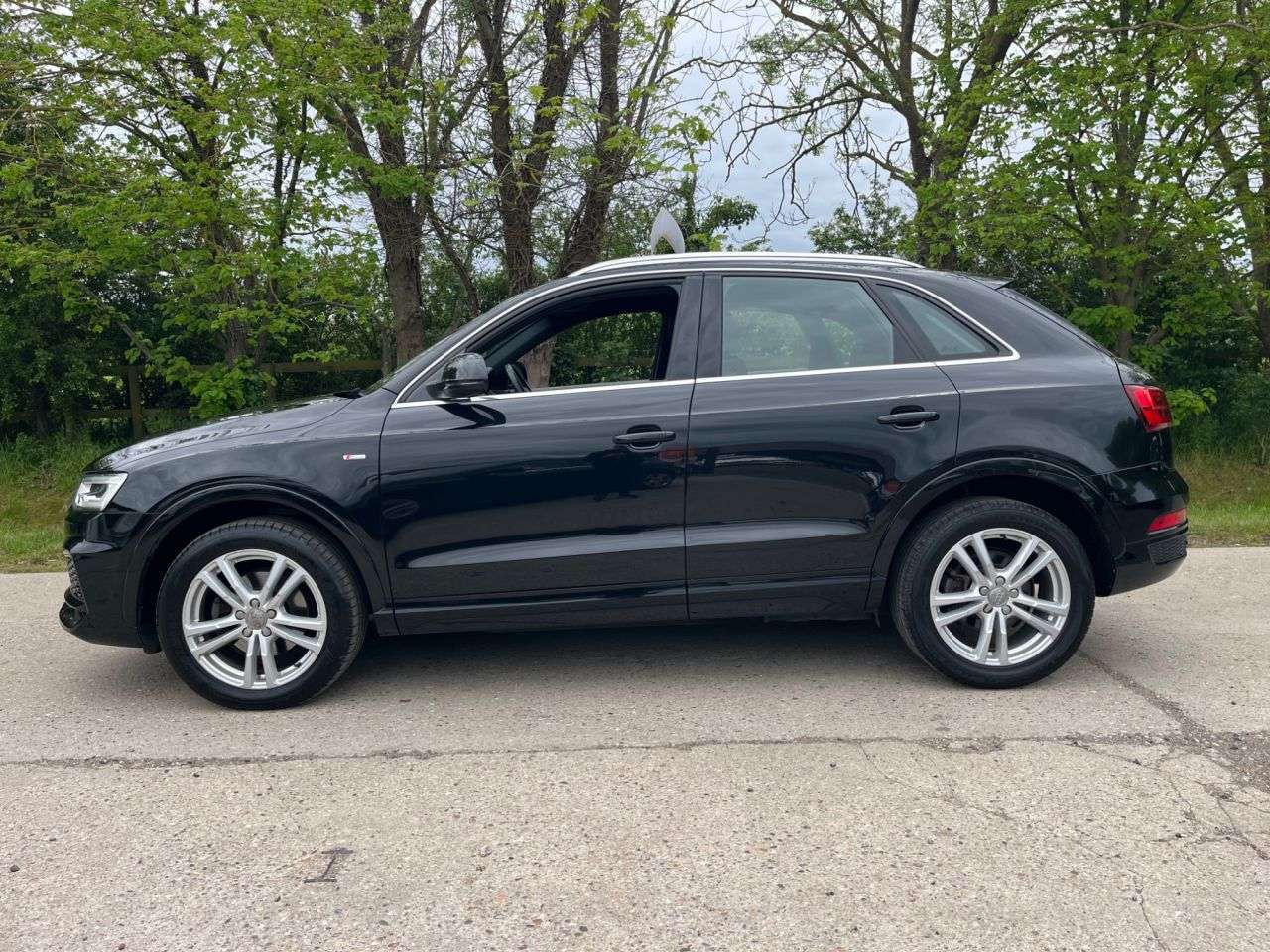 2017 AUDI Q3 2017 AUDI Q3