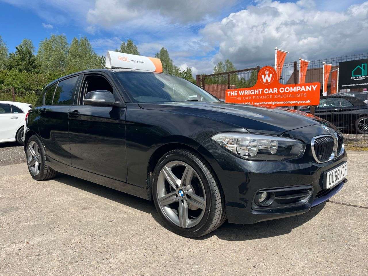 A 2018 BMW 1 SERIES 1.5 118i Sport Hatchback 5dr Petrol Manual Euro 6 (s/s) (136 ps) Car Financ A 2018 BMW 1 SERIES 1.5 118i Sport Hatchback 5dr Petrol Manual Euro 6 (s/s) (136 ps) Car Financ