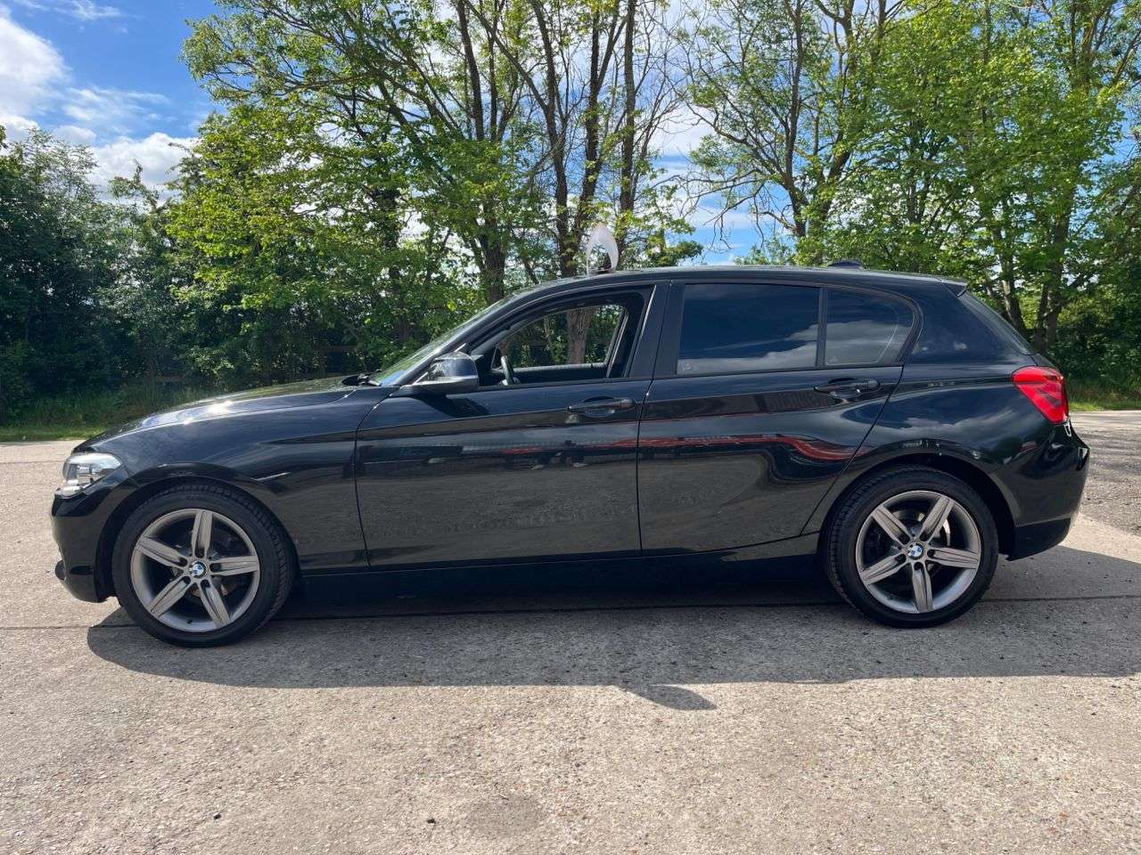 2018 BMW 1 SERIES 2018 BMW 1 SERIES
