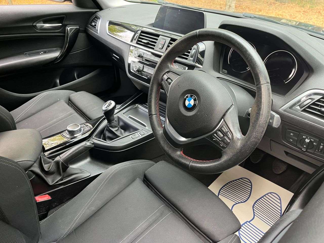 A 2018 BMW 1 SERIES 1.5 118i Sport Hatchback 5dr Petrol Manual Euro 6 (s/s) (136 ps) Car Financ A 2018 BMW 1 SERIES 1.5 118i Sport Hatchback 5dr Petrol Manual Euro 6 (s/s) (136 ps) Car Financ