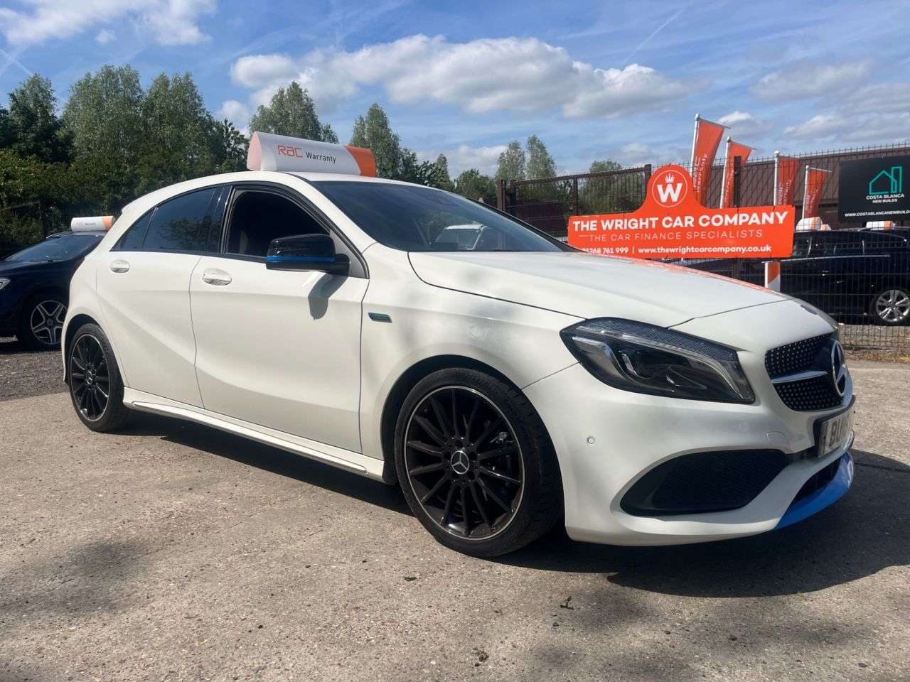 A 2016 MERCEDES-BENZ A-CLASS 1.6 A180 AMG Line (Premium) Hatchback 5dr Petrol Manual Euro 6 (s/s) (122 p A 2016 MERCEDES-BENZ A-CLASS 1.6 A180 AMG Line (Premium) Hatchback 5dr Petrol Manual Euro 6 (s/s) (122 p