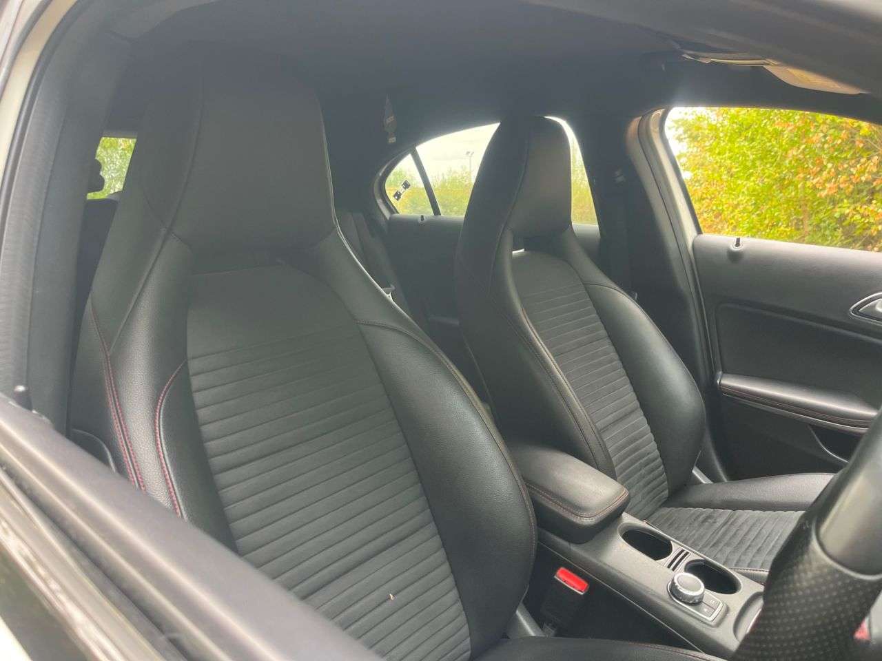 2016 MERCEDES-BENZ A CLASS 2016 MERCEDES-BENZ A CLASS