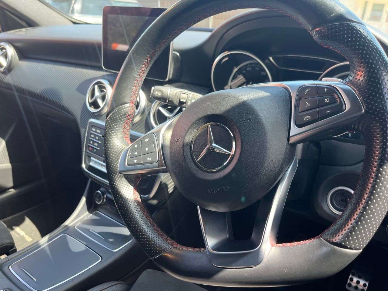 A 2016 MERCEDES-BENZ A-CLASS 2.1 A200d AMG Line (Premium) Hatchback 5dr Diesel 7G-DCT Euro 6 (s/s) (136 A 2016 MERCEDES-BENZ A-CLASS 2.1 A200d AMG Line (Premium) Hatchback 5dr Diesel 7G-DCT Euro 6 (s/s) (136