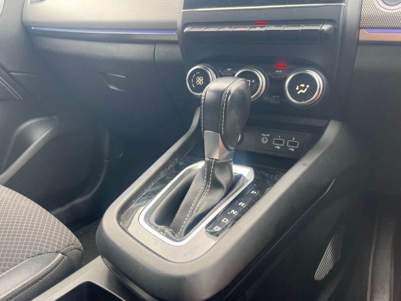 A 2022 RENAULT ARKANA S EDITION E-TECH A 2022 RENAULT ARKANA S EDITION E-TECH