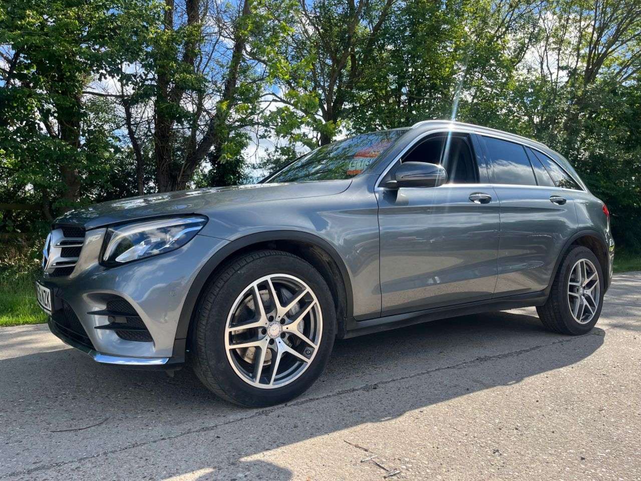 A 2016 MERCEDES-BENZ GLC 2.1 GLC220d AMG Line SUV 5dr Diesel G-Tronic 4MATIC Euro 6 (s/s) (170 ps) C A 2016 MERCEDES-BENZ GLC 2.1 GLC220d AMG Line SUV 5dr Diesel G-Tronic 4MATIC Euro 6 (s/s) (170 ps) C