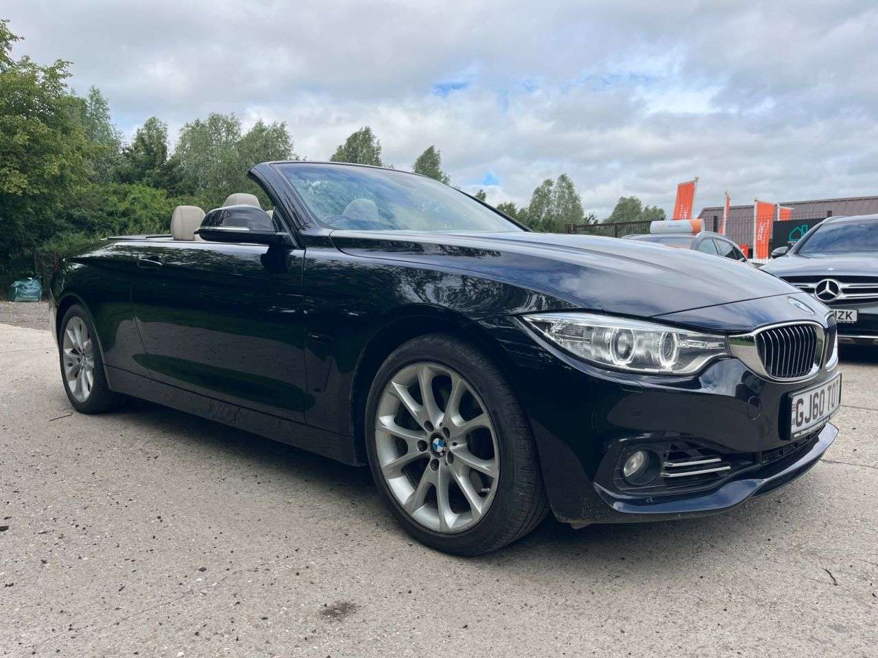 A 2015 BMW 4 SERIES 3.0 435d Luxury Convertible 2dr Diesel Auto xDrive Euro 6 (s/s) (313 ps) Ca A 2015 BMW 4 SERIES 3.0 435d Luxury Convertible 2dr Diesel Auto xDrive Euro 6 (s/s) (313 ps) Ca