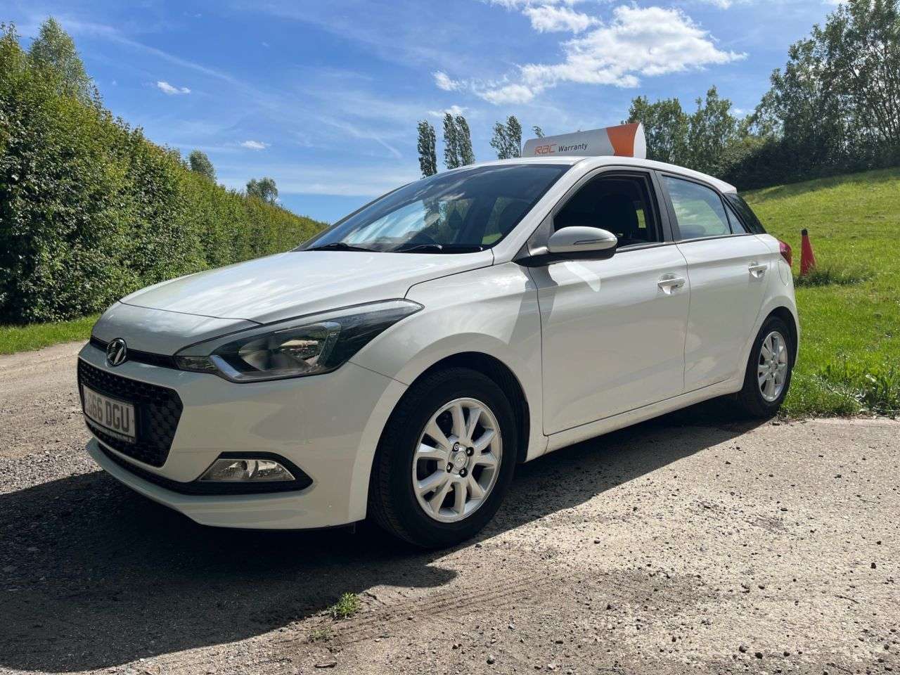 A 2017 HYUNDAI I20 1.2 SE Hatchback 5dr Petrol Manual Euro 6 (84 ps) Car Finance, RAC Warranty A 2017 HYUNDAI I20 1.2 SE Hatchback 5dr Petrol Manual Euro 6 (84 ps) Car Finance, RAC Warranty