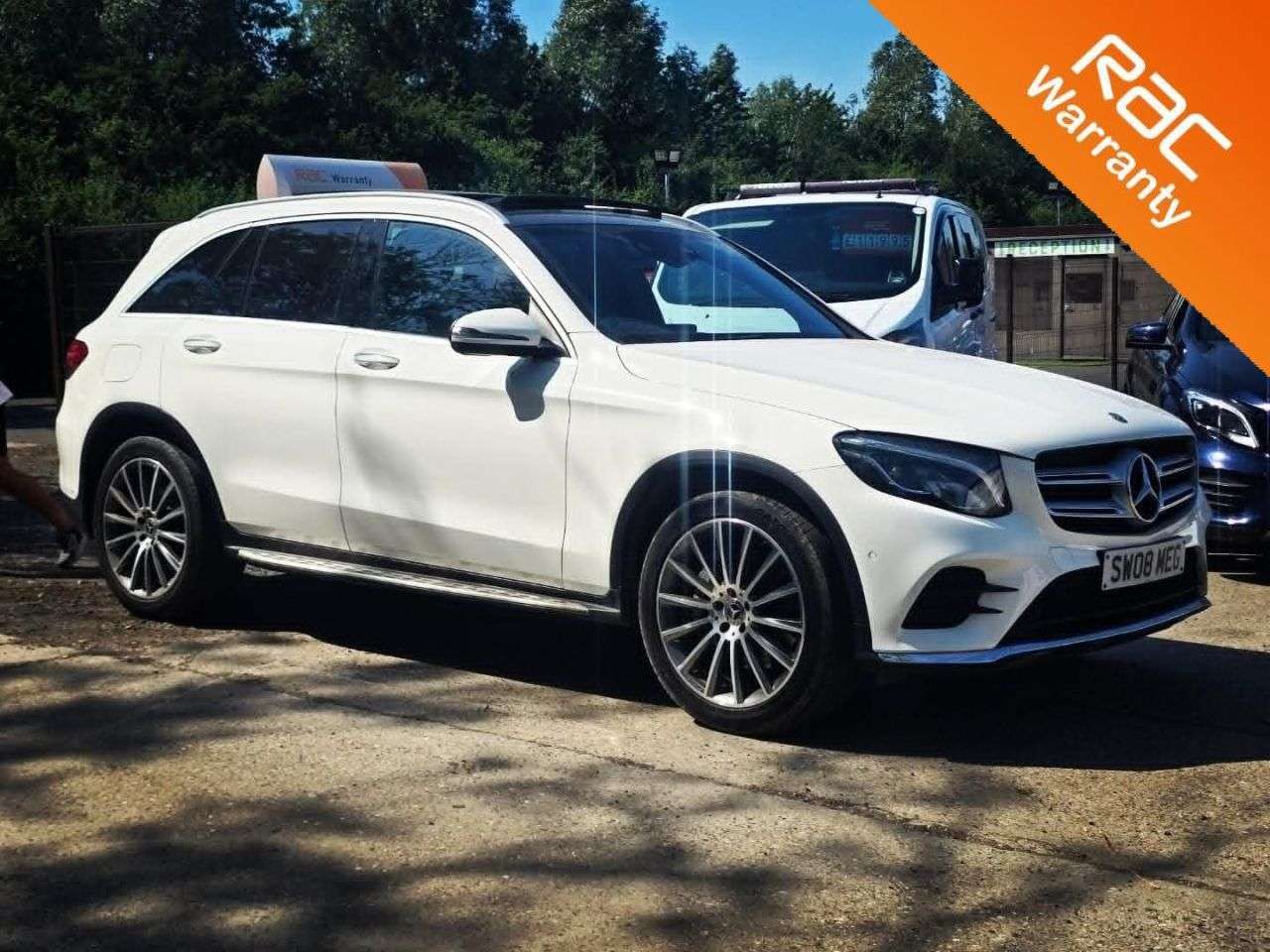 A 2018 MERCEDES-BENZ GLC 2.1 GLC220d AMG Line (Premium) SUV 5dr Diesel G-Tronic 4MATIC Euro 6 (s/s) A 2018 MERCEDES-BENZ GLC 2.1 GLC220d AMG Line (Premium) SUV 5dr Diesel G-Tronic 4MATIC Euro 6 (s/s)