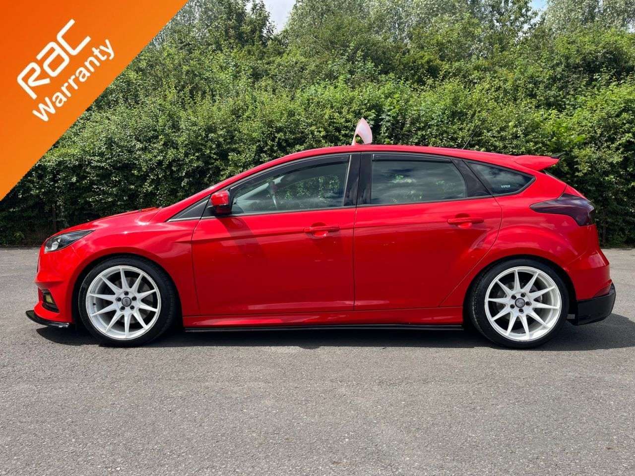 A 2015 FORD FOCUS 2.0 TDCi ST-2 Hatchback 5dr Diesel Manual Euro 6 (s/s) (185 ps) Car Finance A 2015 FORD FOCUS 2.0 TDCi ST-2 Hatchback 5dr Diesel Manual Euro 6 (s/s) (185 ps) Car Finance