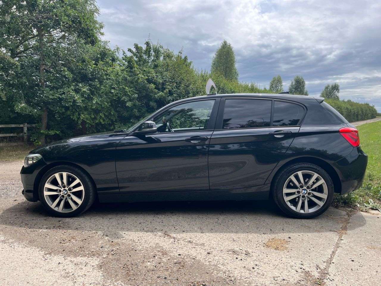 2017 BMW 1 SERIES 2017 BMW 1 SERIES