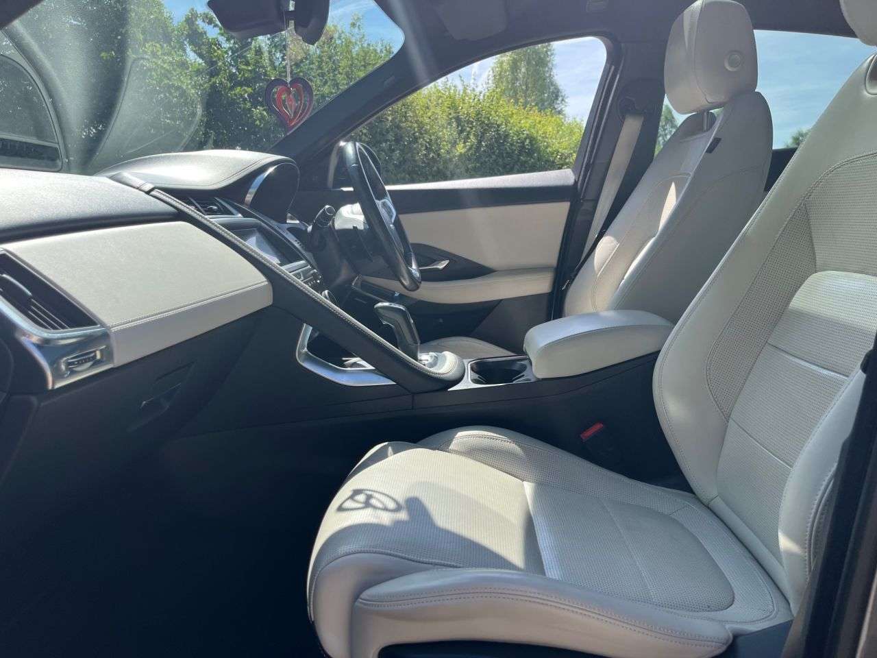 2018 JAGUAR E-PACE 2018 JAGUAR E-PACE