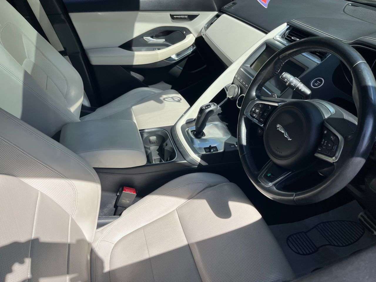 2018 JAGUAR E-PACE 2018 JAGUAR E-PACE