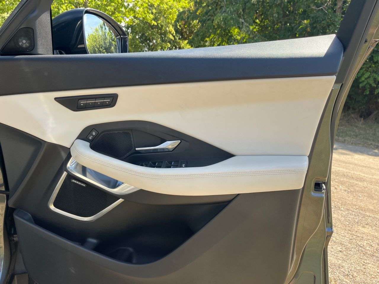 2018 JAGUAR E-PACE 2018 JAGUAR E-PACE
