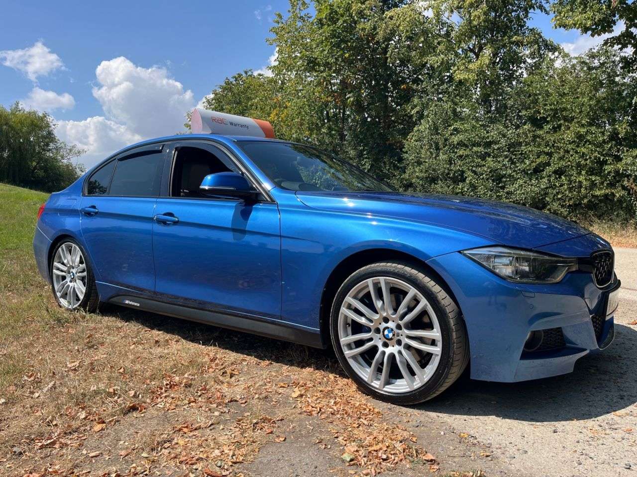 A 2015 BMW 3 SERIES 2.0 320d M Sport Saloon 4dr Diesel Auto Euro 6 (s/s) (190 ps) Car Finance, A 2015 BMW 3 SERIES 2.0 320d M Sport Saloon 4dr Diesel Auto Euro 6 (s/s) (190 ps) Car Finance,