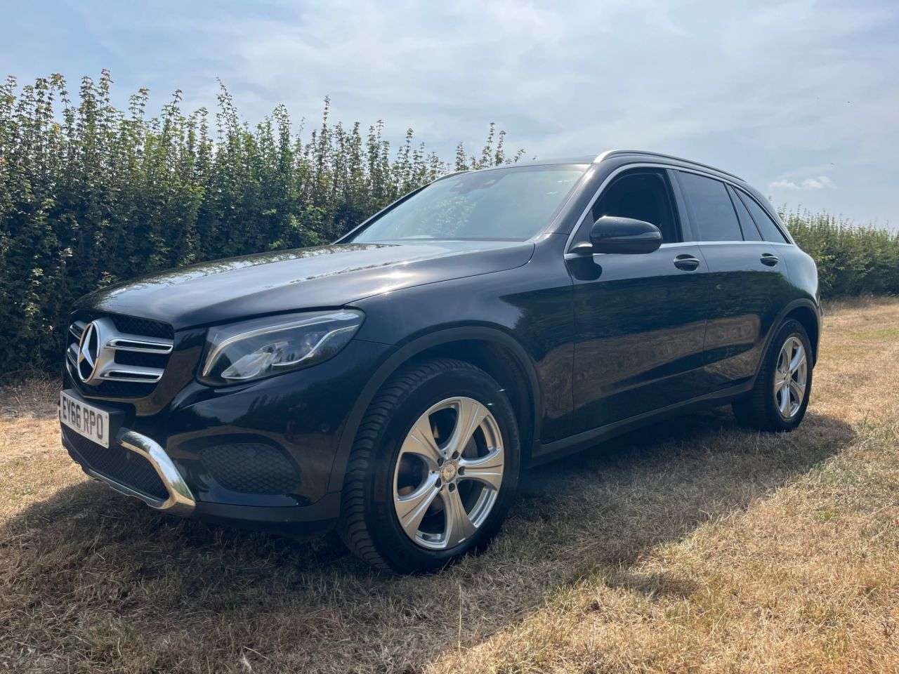 A 2016 MERCEDES-BENZ GLC 2.1 GLC250d Sport SUV 5dr Diesel G-Tronic 4MATIC Euro 6 (s/s) (204 ps) Car A 2016 MERCEDES-BENZ GLC 2.1 GLC250d Sport SUV 5dr Diesel G-Tronic 4MATIC Euro 6 (s/s) (204 ps) Car