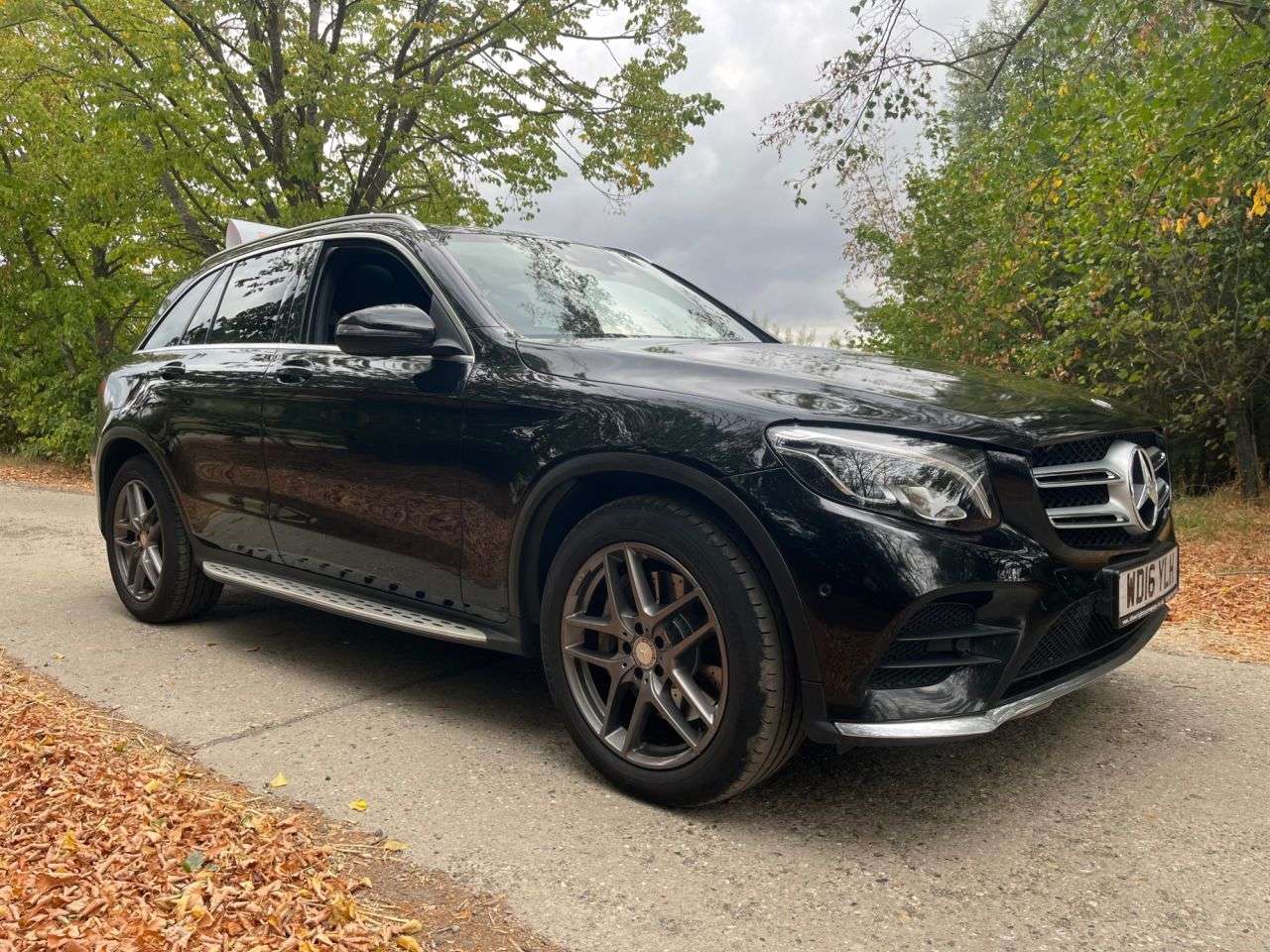 A 2016 MERCEDES-BENZ GLC 2.1 GLC250d AMG Line (Premium Plus) SUV 5dr Diesel G-Tronic 4MATIC Euro 6 ( A 2016 MERCEDES-BENZ GLC 2.1 GLC250d AMG Line (Premium Plus) SUV 5dr Diesel G-Tronic 4MATIC Euro 6 (
